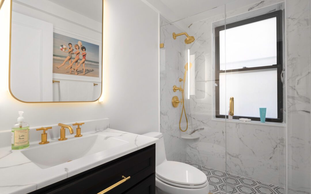 Ways to Maximize Space in a Small Bathroom