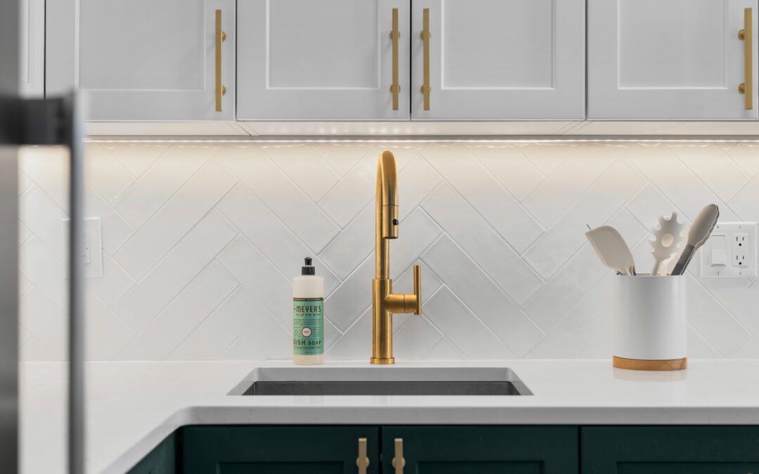 How To Choose The Perfect Kitchen Backsplash