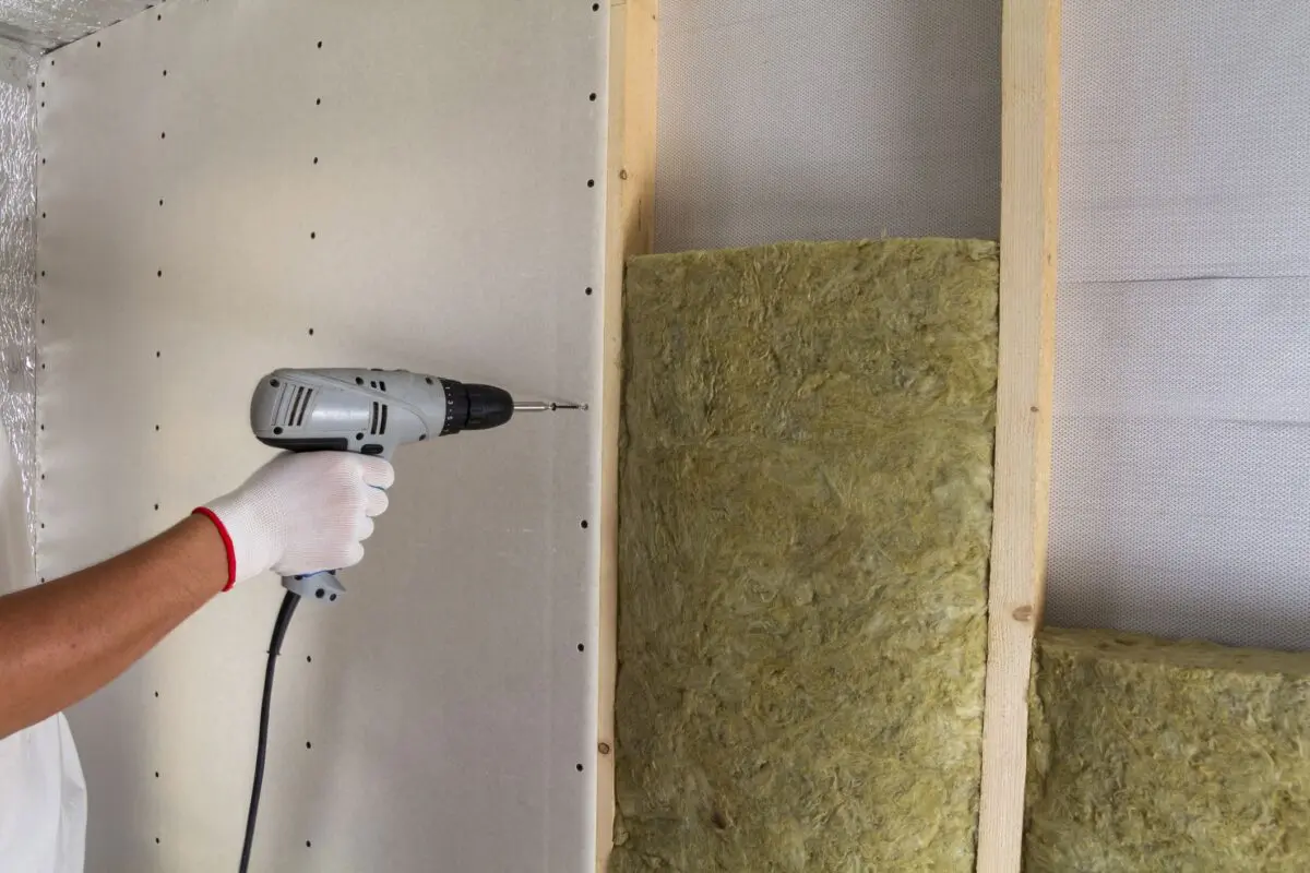 How To Soundproof NYC Apartment - NYKB