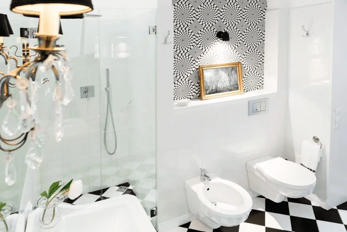 Flush with cash: Rich New Yorkers demand bidets, brokers reveal - NYKB