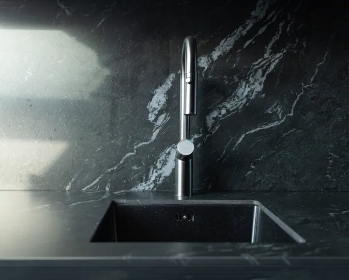 Kitchen countertop design by NYKB